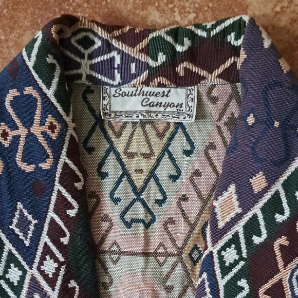 Geometric Patterned Blazer in Blue and Black - Picture 2 of 7